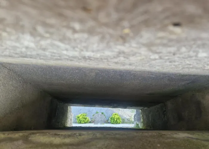 Ballindooley Castle